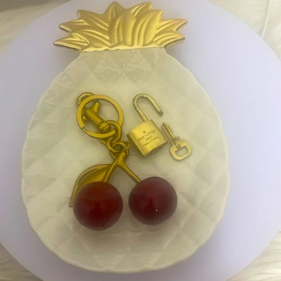 SOLD #311 Louis Vuitton Lock & Key w/ Unbranded Cherry Charm - Picture 4 of 4